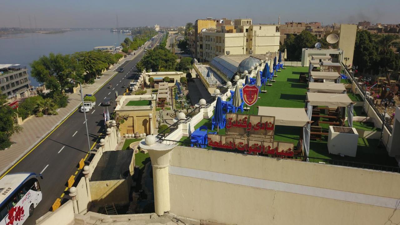 Jewel Luxor Hotel Bagian luar foto
